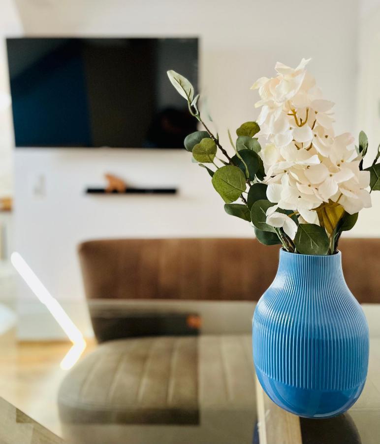 Aycatcherhomes - Top Lage I 4 Personen I 2 Schlafzimmer I Zentral I Altstadt Marburg I Naehe Fluss Lahn I Wlan I Apartment Sirius Dış mekan fotoğraf