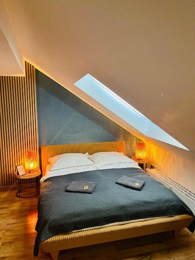 Aycatcherhomes - Top Lage I 4 Personen I 2 Schlafzimmer I Zentral I Altstadt Marburg I Naehe Fluss Lahn I Wlan I Apartment Sirius Dış mekan fotoğraf