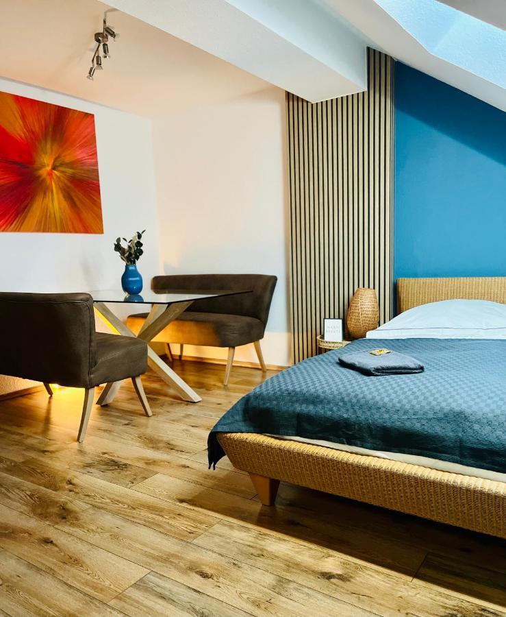 Aycatcherhomes - Top Lage I 4 Personen I 2 Schlafzimmer I Zentral I Altstadt Marburg I Naehe Fluss Lahn I Wlan I Apartment Sirius Dış mekan fotoğraf