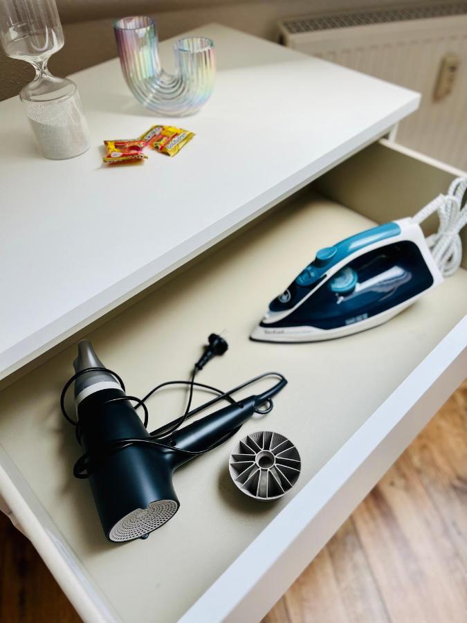 Aycatcherhomes - Top Lage I 4 Personen I 2 Schlafzimmer I Zentral I Altstadt Marburg I Naehe Fluss Lahn I Wlan I Apartment Sirius Dış mekan fotoğraf