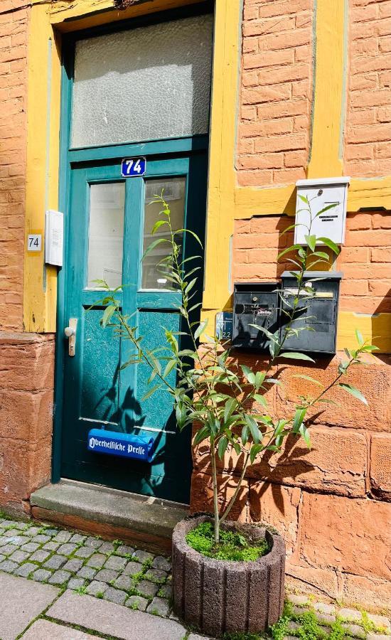 Aycatcherhomes - Top Lage I 4 Personen I 2 Schlafzimmer I Zentral I Altstadt Marburg I Naehe Fluss Lahn I Wlan I Apartment Sirius Dış mekan fotoğraf